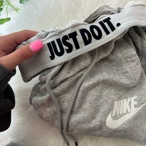 Women’s Nike Sweatpants